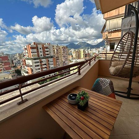 Urban Charm Studio With Balcony Tirana Exterior foto